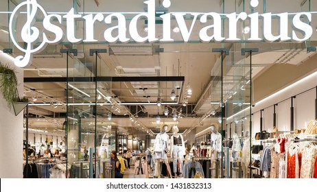 Stradivarius Logo Vector (.SVG) Free Download
