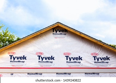 Tyvek Logo Vector (.SVG) Free Download