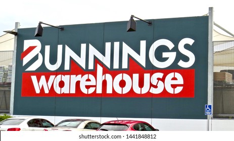 Bunnings Warehouse Logo Vector (.EPS) Free Download