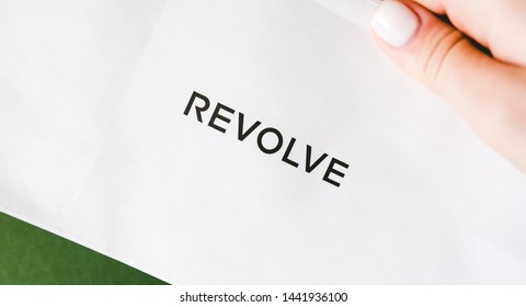 revolve clothing logo