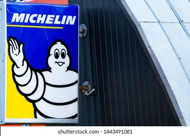 Michelin Logo Vector (.AI) Free Download