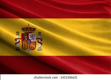 Realistische Flagge Spaniens auf der gewellten Stoffoberfläche