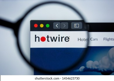 hotwire logo png