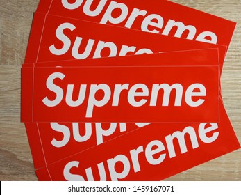 Supreme Logo vector (.cdr)  Supreme logo, Vector logo, Supreme sticker