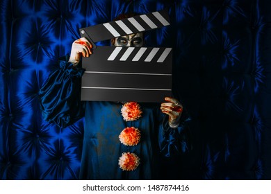 광대 남자의 초상화. 배우, 공포 영화. 할로윈, 카니발.