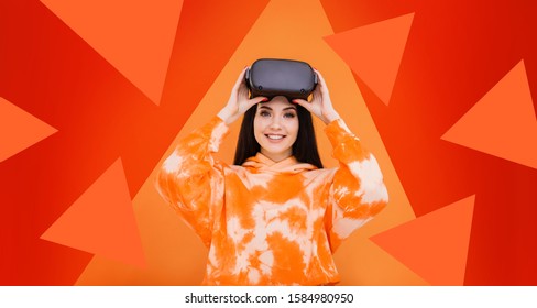 仮想現実のメガネで美しい女性の肖像画。拡張現実、未来の技術コンセプト。VR。明るい幾何学的なトレンディな背景。テキスト用の空き容量。トレンド 2020.