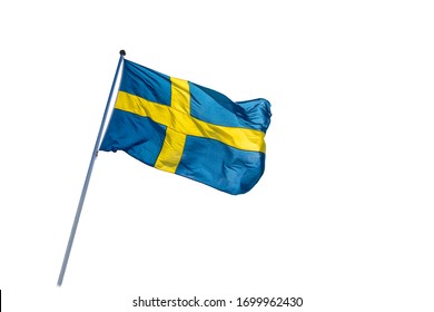 Zweedse vlag geïsoleerd op een witte achtergrond. 6 juni. Prachtige zweedse vlag wappert. Viering. Nationale feestdag van Zweden. Dag van de Zweedse Vlag.