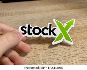 Logo stockx deals