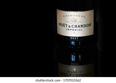 Moet & Chandon Logo Black and White – Brands Logos
