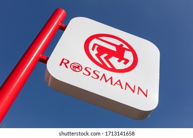 O Logotipo Da Loja Rossmann Imagem de Stock Editorial - Imagem de matriz,  sabido: 176940779