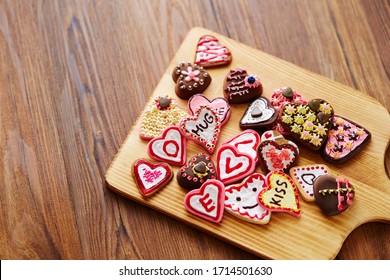 Biscuits au sucre glacés en pâte polymère