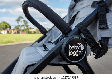 Baby jogger logo hotsell