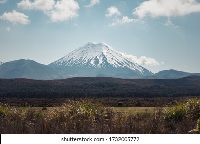 El monte Ngauhuroe, también conocido como el monte del Destino en la trilogía de El Señor de los Anillos, fue el lugar que utilizó Sauron, el Señor Oscuro, para crear el Anillo Único.