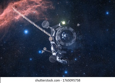 Raumschiff startet in den Weltraum. Kosmos-Kunst. Elemente dieses Bildes, bereitgestellt von der NASA