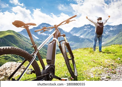 Mountain E-fiets In Oostenrijk. Ebike Fiets