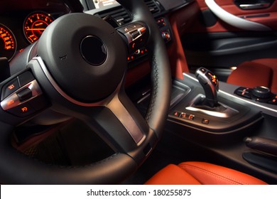 Interior de coche moderno