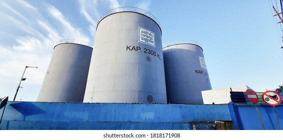 1818171908