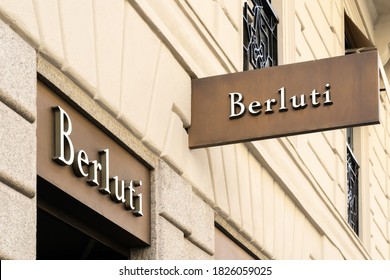 File:Berluti logo.svg - Wikipedia