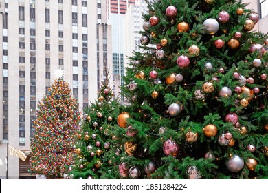 Árbol de Navidad en el Rockefeller Center, Nueva York, EE.UU. - Fondo de vacaciones de Navidad