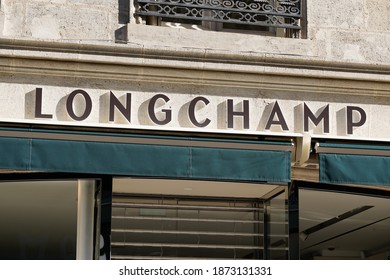 Longchamp Logo PNG Vector (AI) Free Download
