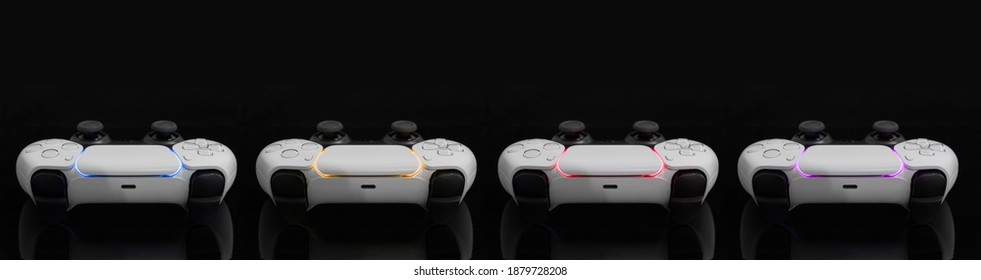 Next Generation game controllers is diferent colors.