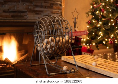 Noche de juegos navideños en familia.