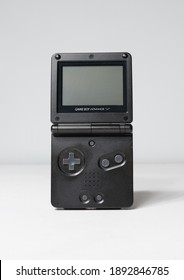 gameboy advance logo