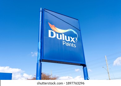 dulux paints logo