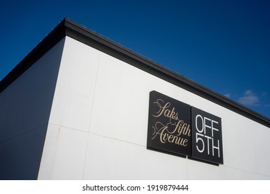 Saks Fifth Avenue Logo PNG vector in SVG, PDF, AI, CDR format