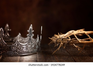 王冠といばらの冠