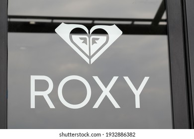ROXY Logo Vector - (.SVG + .PNG) - SearchLogoVector.Com
