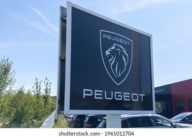 Peugeot 2021 New Logotype Logo PNG vector in SVG, PDF, AI, CDR format