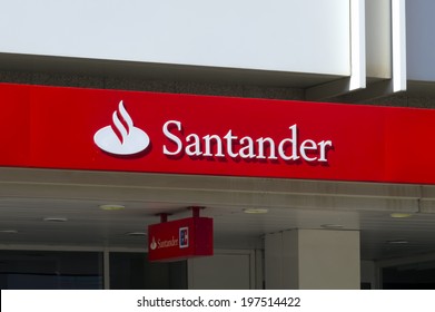 Banco Santander Logo PNG Vector (CDR) Free Download