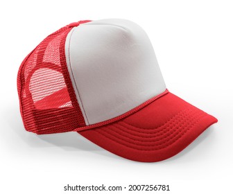 Side View Realistic Cap Mock Up In Red Flash Color は、デザインやブランド ロゴを美しく表現するのに役立つ高解像度の帽子のモックアップです。