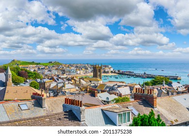 St Ives yang indah, kota tepi laut dan pelabuhan populer di Cornwall, Inggris