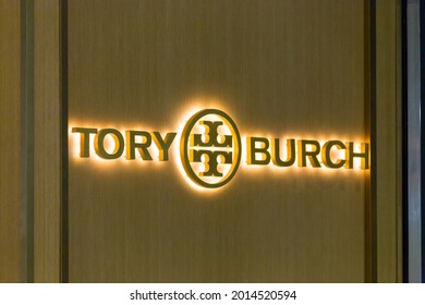 File:Tory Burch Logo.jpg - Wikimedia Commons