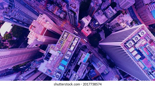 80 年代、ネオン色のスタイルでクアラルンプール市の高層ビルの空撮。ワイドショット