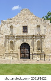 El Álamo histórico en San Antonio, Texas, EE.UU.