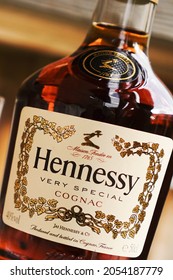 Hennessy Logo PNG Vectors Free Download