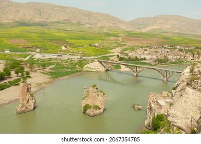 Ancient caves in Hasankeyf, Batman, Turkey. Cave Houses where people lived in late history, before Hasankeyf's changes in to a barrage. Tigris River, Dicle