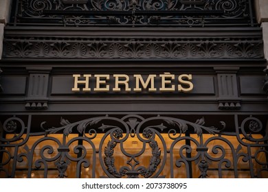 Hermes Logo PNG Vector (EPS) Free Download