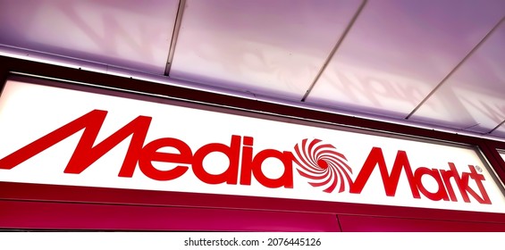 File:Media Markt & Saturn Logo 01.2023.svg - Wikimedia Commons