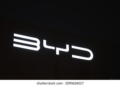 BYD Brand Logo Car Symbol Name Black Design China Automobile Vector  Illustration With White Background 20500763 Vector Art at Vecteezy