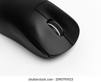 白地に黒いマウス コンピューター ゲームのクローズ アップ