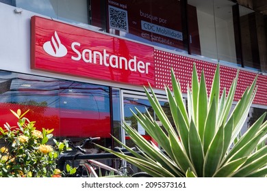 Banco Santander Logo PNG Vector (CDR) Free Download