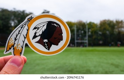 Search: washington redskins r logo Logo PNG Vectors Free Download