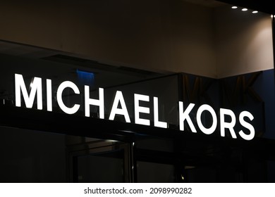 lllᐅ Michael Kors Two sizes Rhinestone SVG  bling transfer cricut cut file