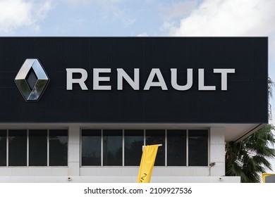 Download Renault Group Logo Vector SVG, EPS, PDF, Ai and PNG (5.36