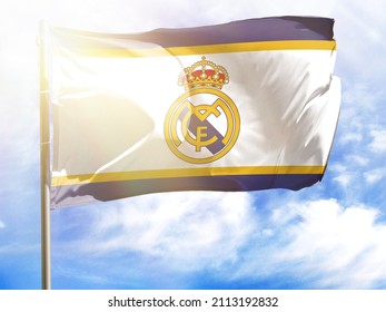 Asta con la bandera del Real Madrid