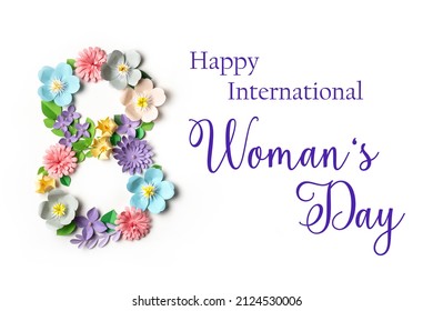 Internationale Frauentageskarte mit Blumenmuster auf weißem Hintergrund. Papierkunst und Handarbeit. Blumenmuster. Achte März